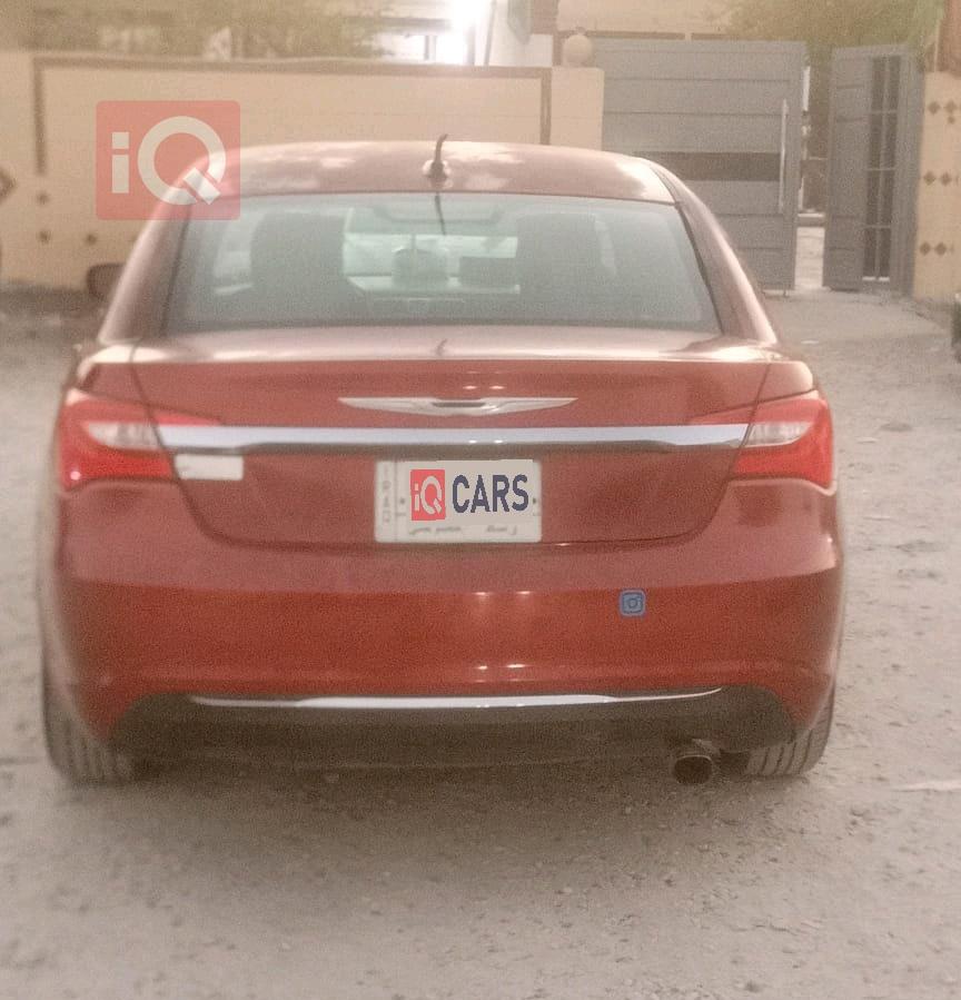 کرایسلەر 200